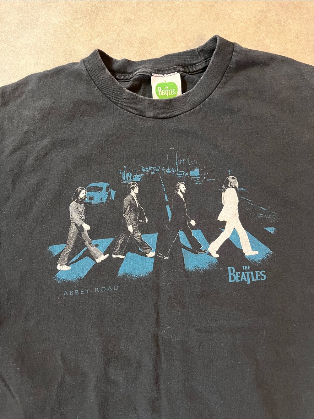 The Beatles Abbey Road Graphic Tee Officially Licensed Men's T-shirt Size large